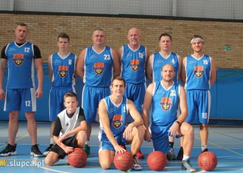 SALK Grom Trzeciego Wieku pierwszym liderem