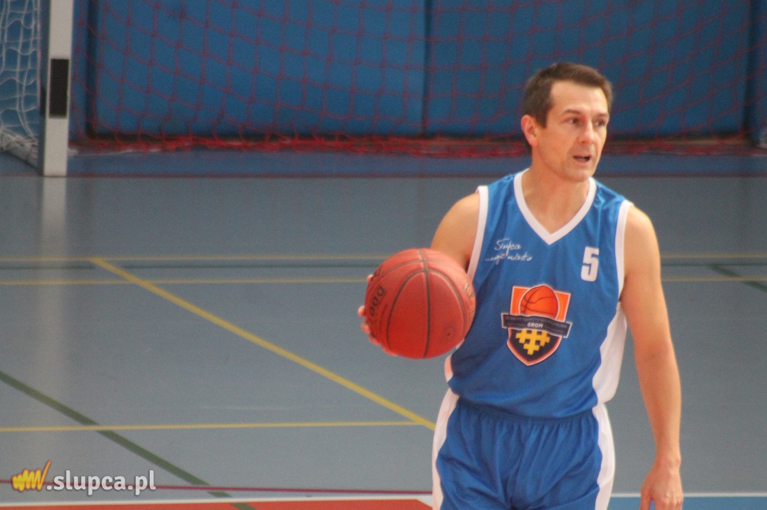 SALK Grom Trzeciego Wieku pierwszym liderem