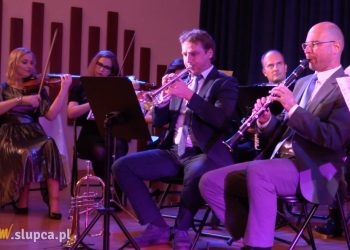 Tak grają nauczyciele Muzycznej. Zobacz i posłuchaj!