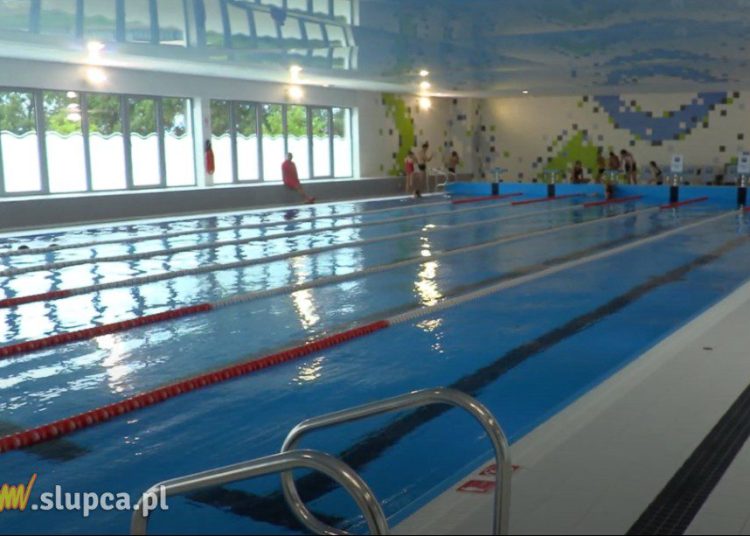 Miasto zarabia na basenie. Wiemy, ile!