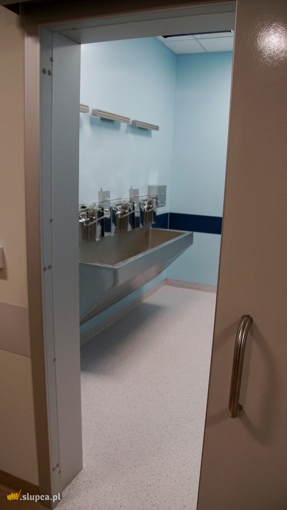 Kontrolowali nową część szpitala ZDJĘCIA