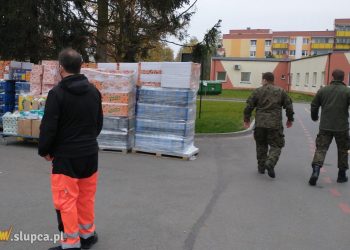 Żołnierze pracują w słupeckim szpitalu