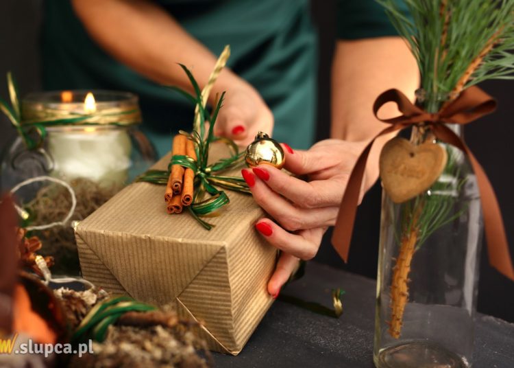 Kiedy i gdzie kupować prezenty świąteczne?