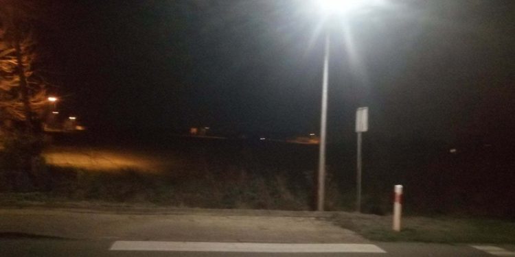 Kolejna lampa solarna