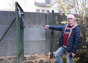 Przy furtce postawili im płot