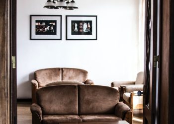 Jaki kolor ścian do szarych mebli?