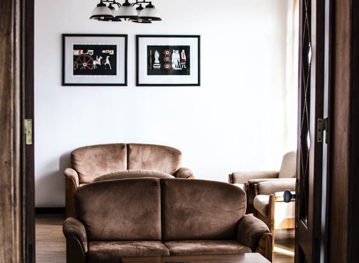 Jaki kolor ścian do szarych mebli?