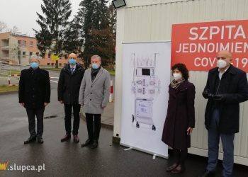 Przekazali sprzęt szpitalowi