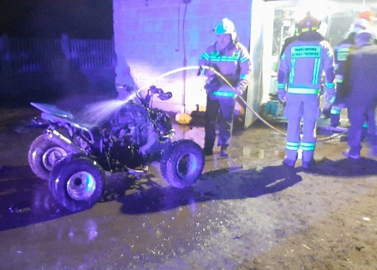 W garażu zapalił się quad