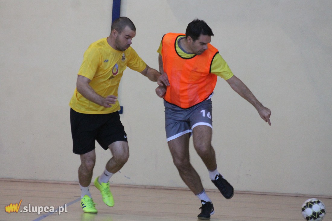 Strzałkowska halówka. JanGrad samodzielnym liderem