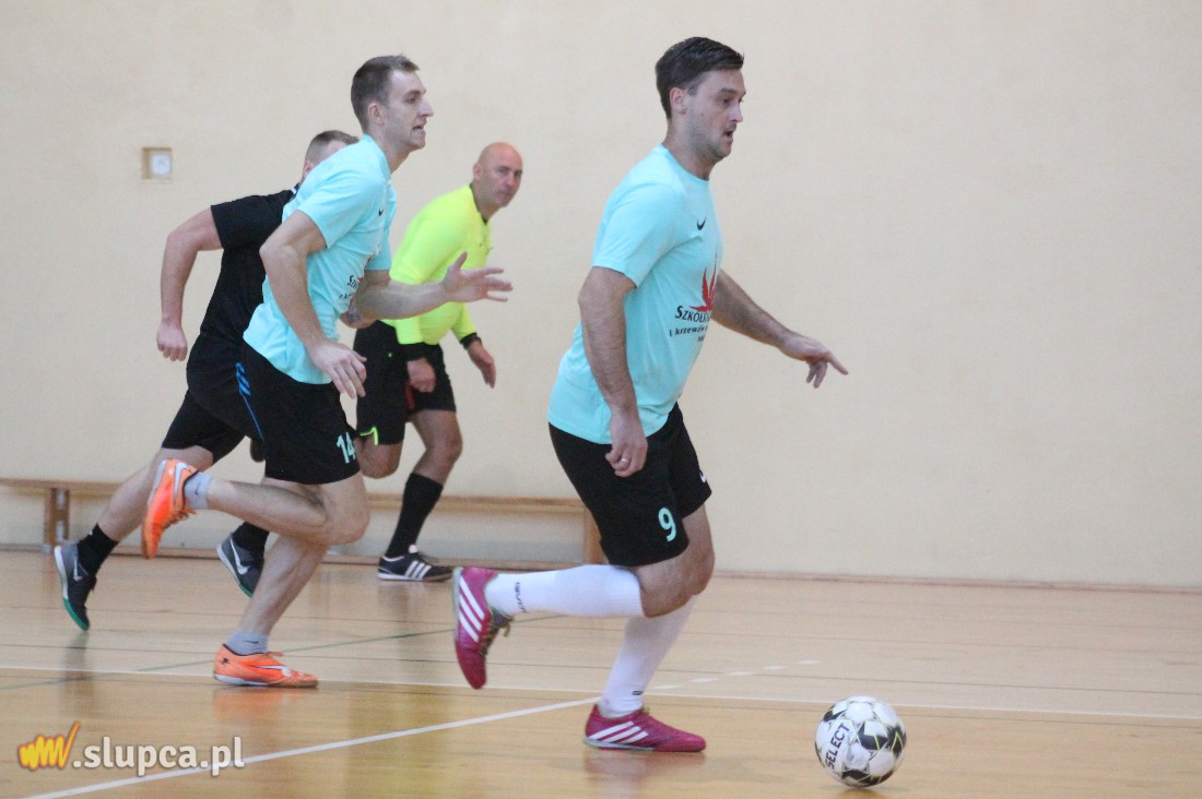 Strzałkowska halówka. JanGrad samodzielnym liderem