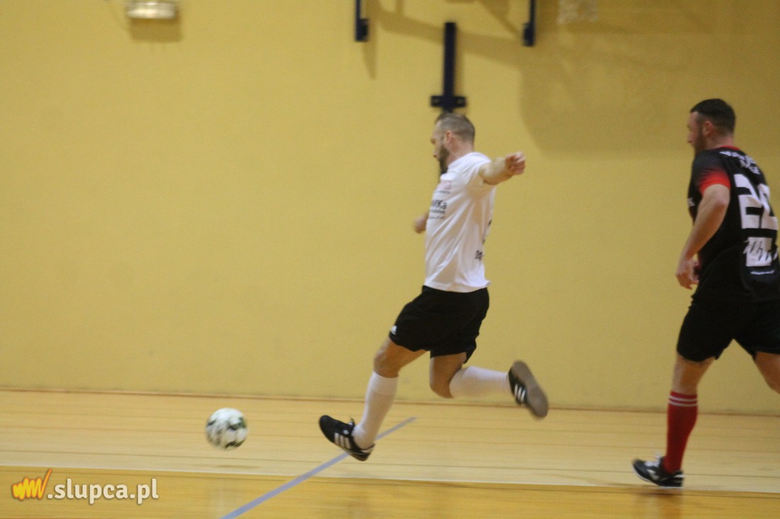 Strzałkowska halówka. JanGrad samodzielnym liderem