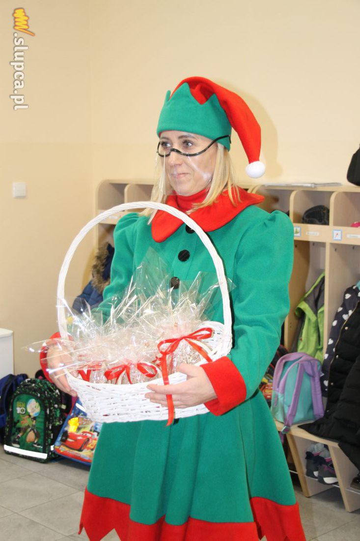 Łukom: Mikołaj rozdawał prezenty