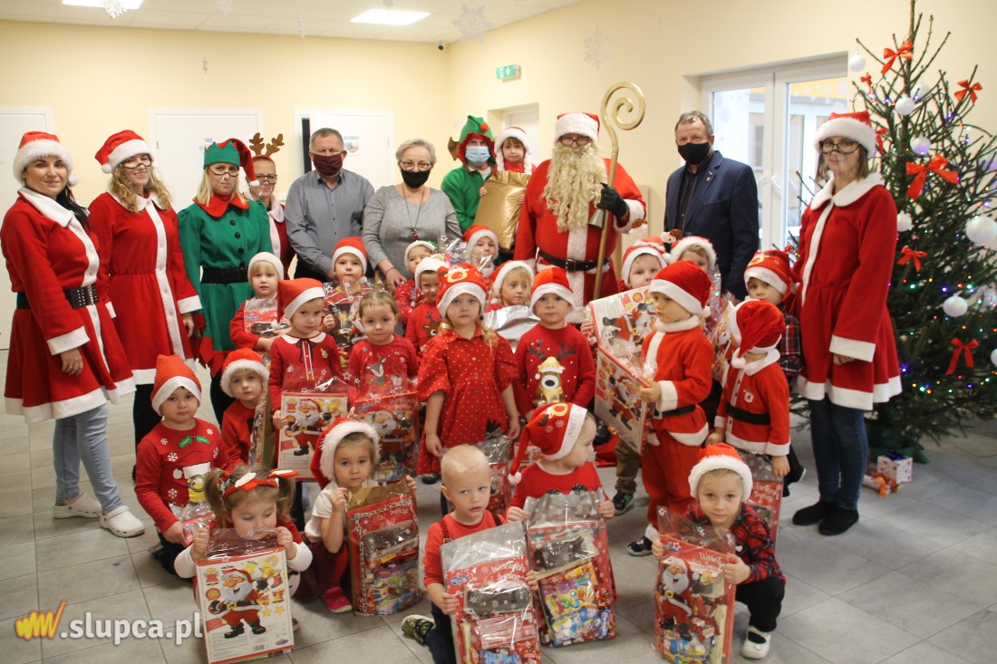 Łukom: Mikołaj rozdawał prezenty
