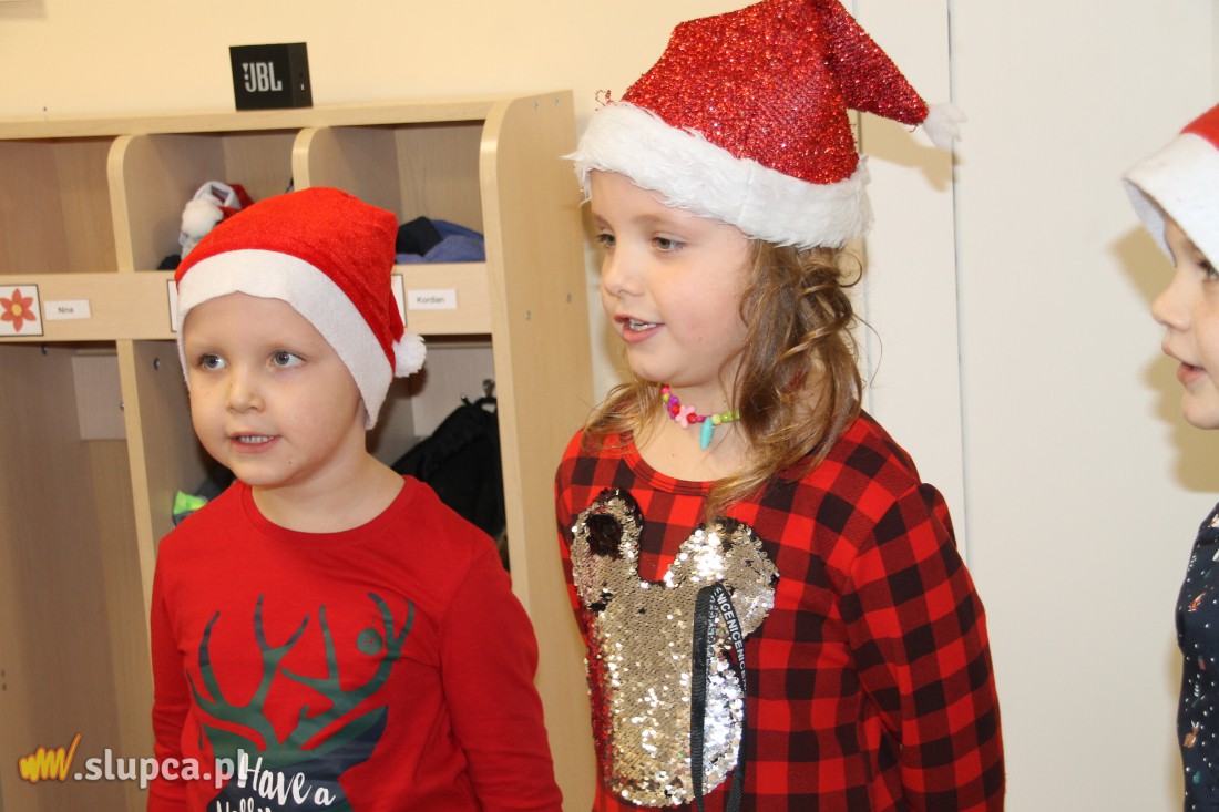 Łukom: Mikołaj rozdawał prezenty