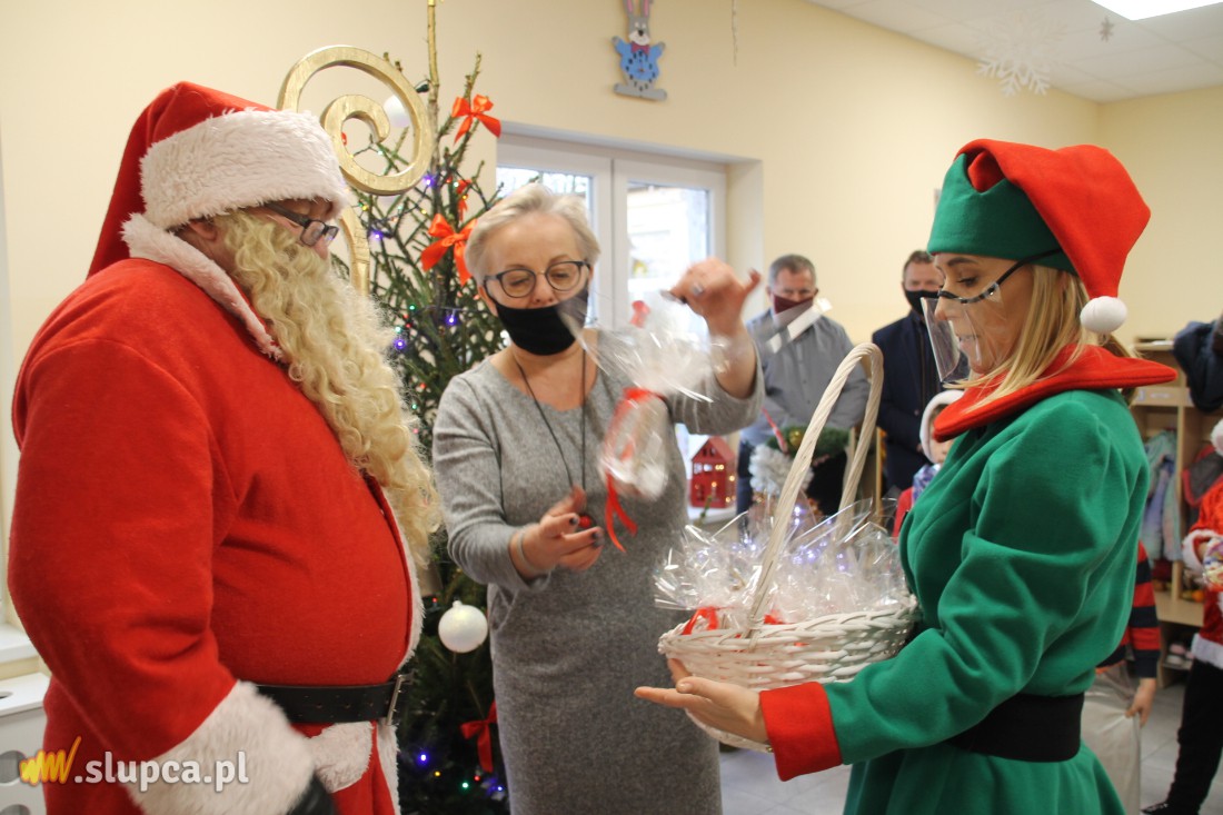 Łukom: Mikołaj rozdawał prezenty