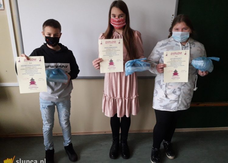 Przygotowywali kartkę dla Kanclerz Niemiec