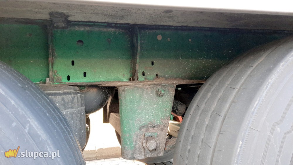 Naczepa widmo. Bez badań, bez numeru, bez certyfikatu