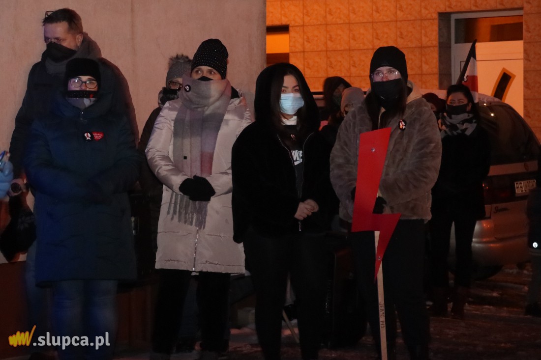 Kolejny Strajk Kobiet w Słupcy. Frekwencja o wiele niższa ZDJĘCIA i FILM