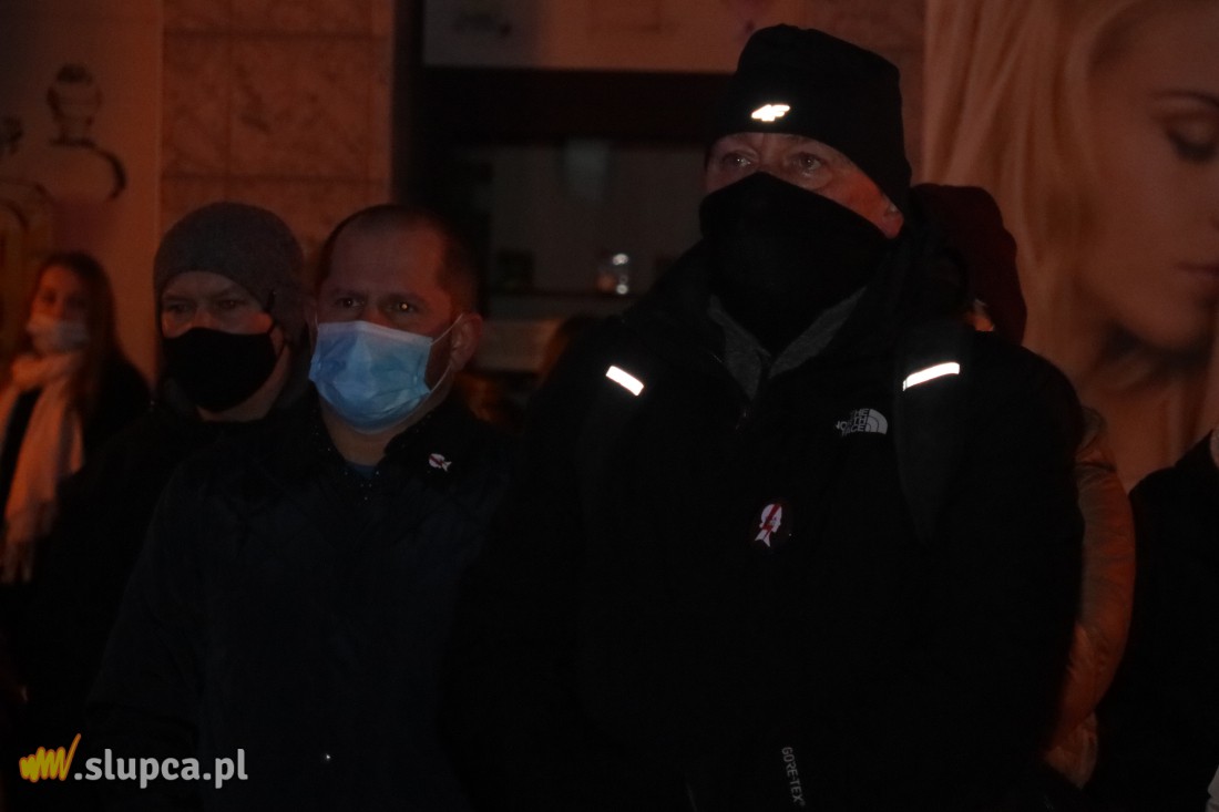 Kolejny Strajk Kobiet w Słupcy. Frekwencja o wiele niższa ZDJĘCIA i FILM