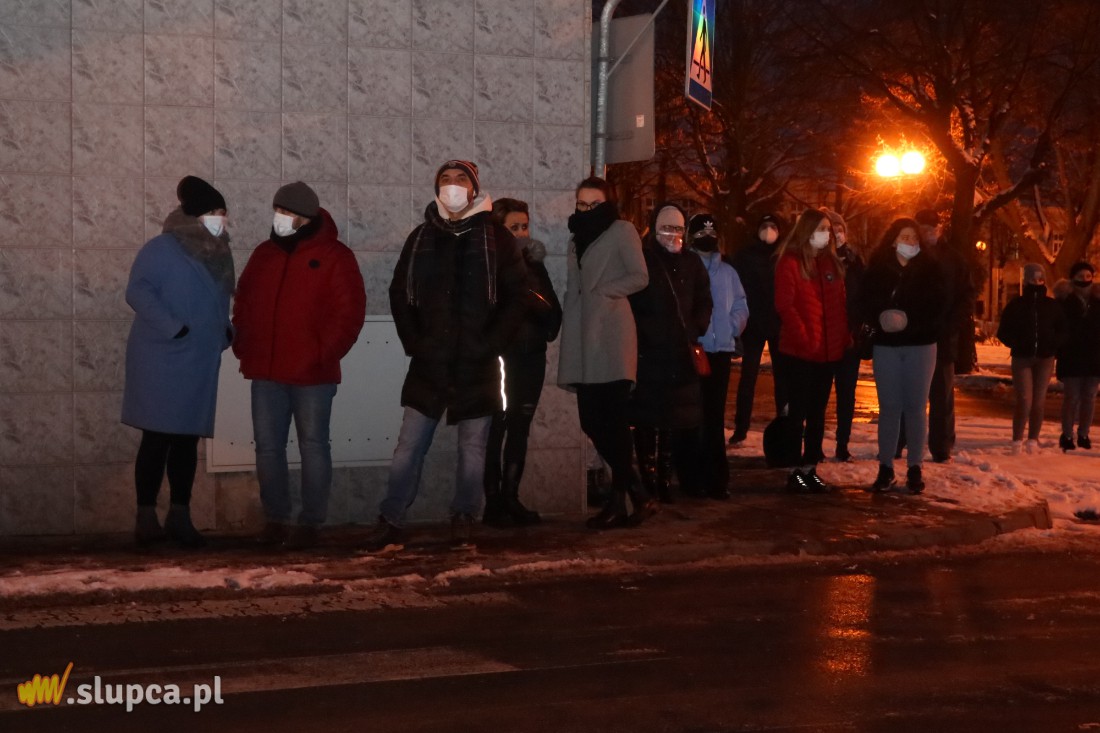 Kolejny Strajk Kobiet w Słupcy. Frekwencja o wiele niższa ZDJĘCIA i FILM