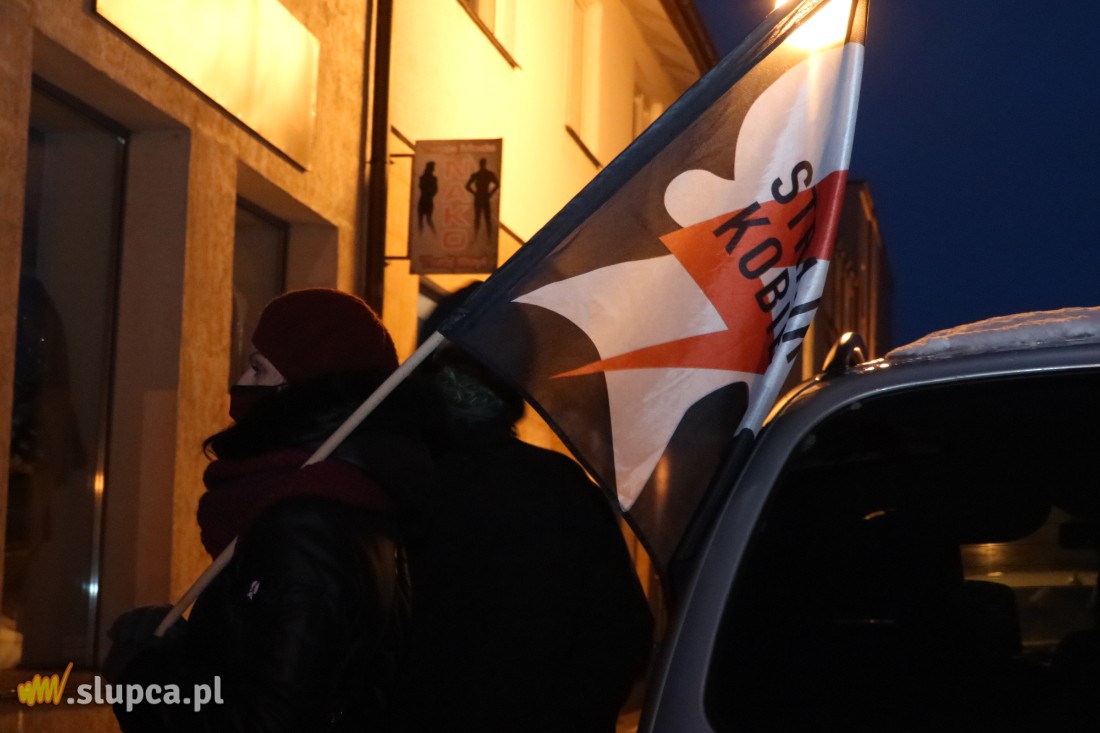 Kolejny Strajk Kobiet w Słupcy. Frekwencja o wiele niższa ZDJĘCIA i FILM