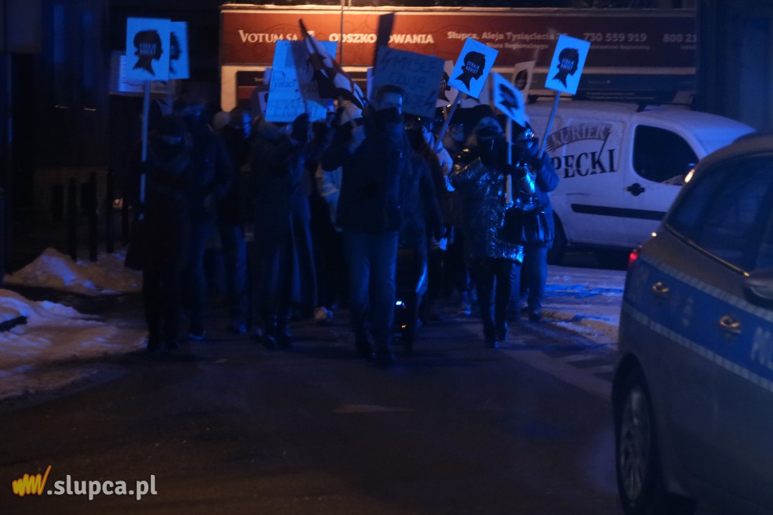 Kolejny Strajk Kobiet w Słupcy. Frekwencja o wiele niższa ZDJĘCIA i FILM