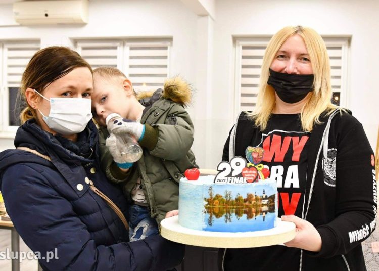 Lądek: Tort wylicytowali za prawie 600 zł