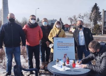 Zebrali 100 podpisów pod likwidacją TVP Info