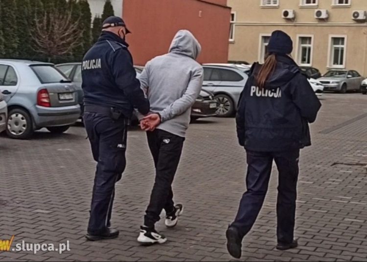 21-latek aresztowany za narkotyki. Ruszył proces