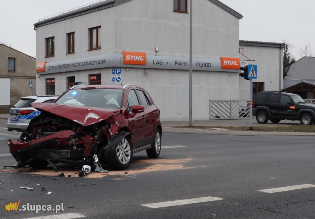 Wypadek na skrzyżowaniu. Obwodnica była zamknięta
