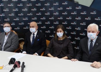 Zarząd powiatu: Patrzcie nam na ręce, ale nie paraliżujcie