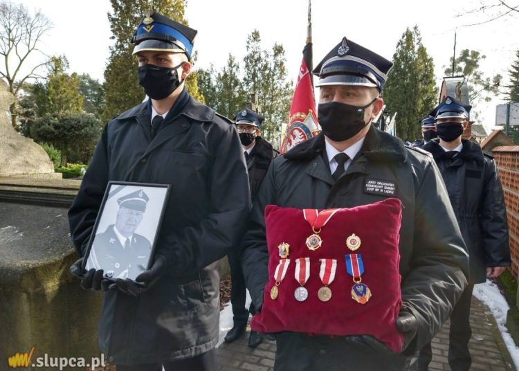 Strażacka syrena dla Niego zawyła ostatni raz. Pogrzeb śp. druha Szczepana Babacza