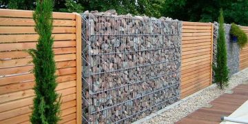 Płoty drewniane: jak wybrać model do modnej kompozycji w ogrodzie?