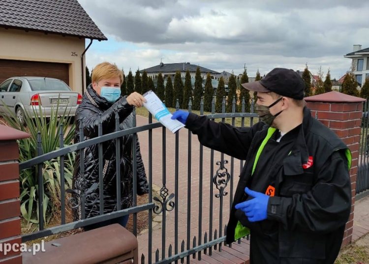 Druhowie z Piotrowic rozwozili ulotki