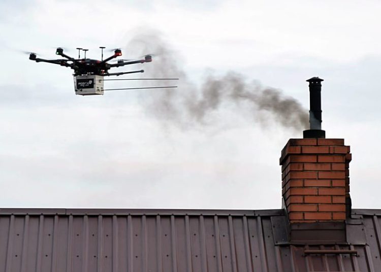 Dron sprawdzał jakość powietrza