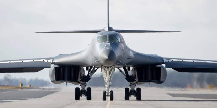 Amerykański bombowiec lądował w Powidzu