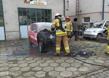 Strzałkowo: Paliło się auto