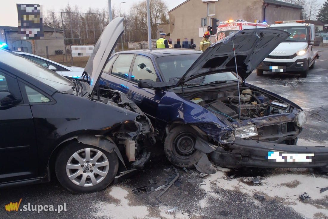 Kobieta ucierpiała w wypadku ZDJĘCIA