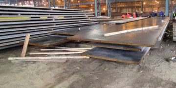 Przedłuża się wyjaśnianie tragedii w Mostostalu