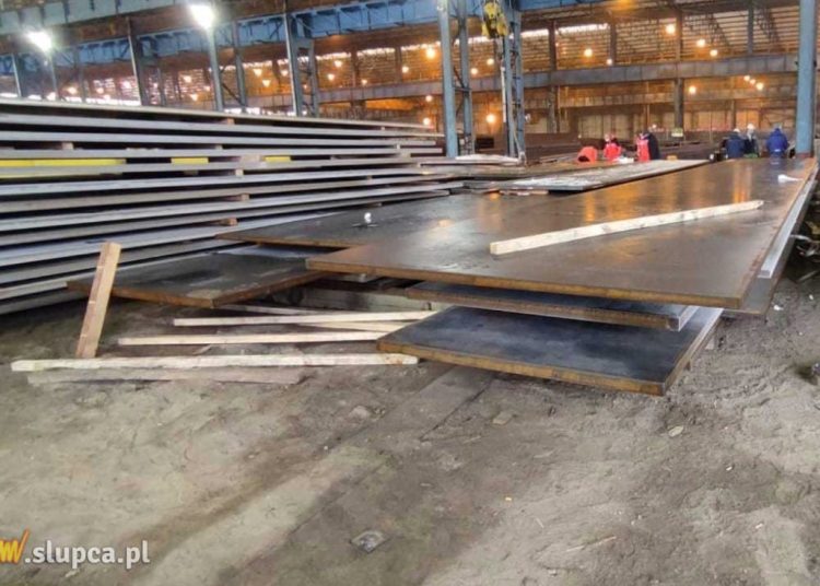 Przedłuża się wyjaśnianie tragedii w Mostostalu