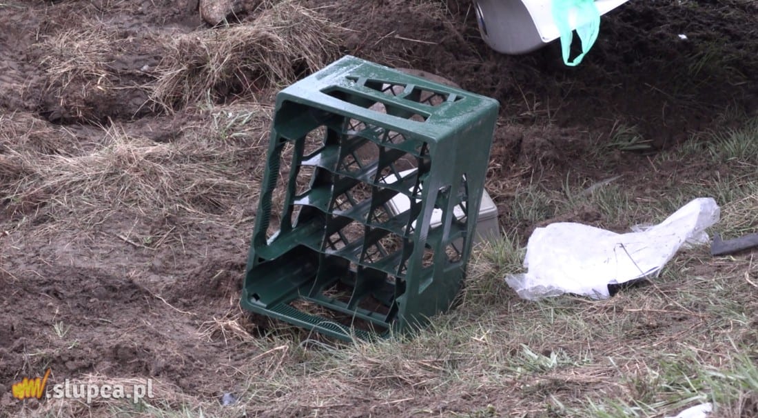 Dachowanie o poranku. 3 osoby w szpitalu ZDJĘCIA