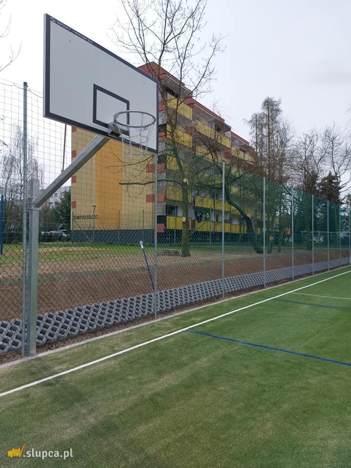 Boisko przy blokach już gotowe