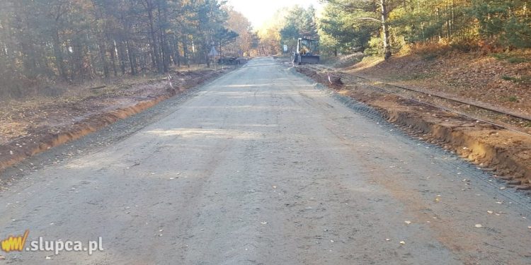 Ponad 1,1 mln zł na drogę do Ostrowa
