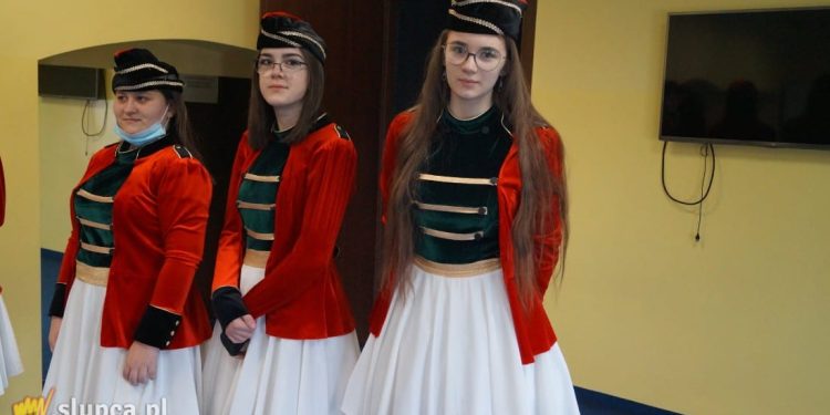 Nowe stroje dla zagórowskich mażoretek