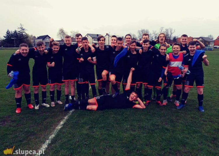 Z piłkarskich boisk