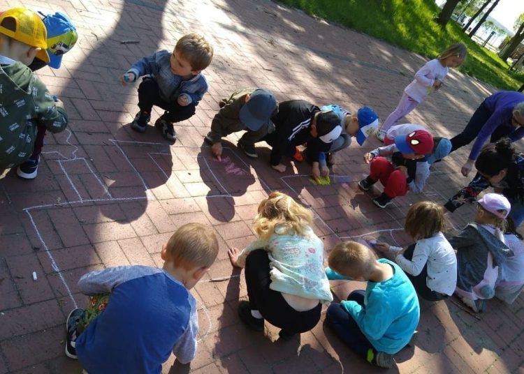 Przedszkolaki z Lokomotywą Tuwima