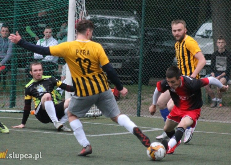 SLO. Sklonowani nadal niepokonani