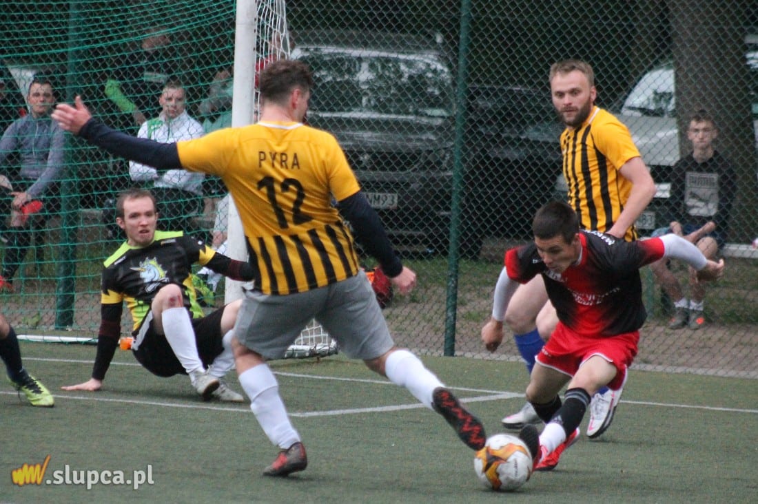 SLO. Sklonowani nadal niepokonani