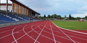 Podpisują umowę na bieżnię